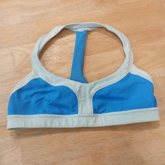 lululemon athletica Tops - Lululemon Women's Sports Bra Size 4